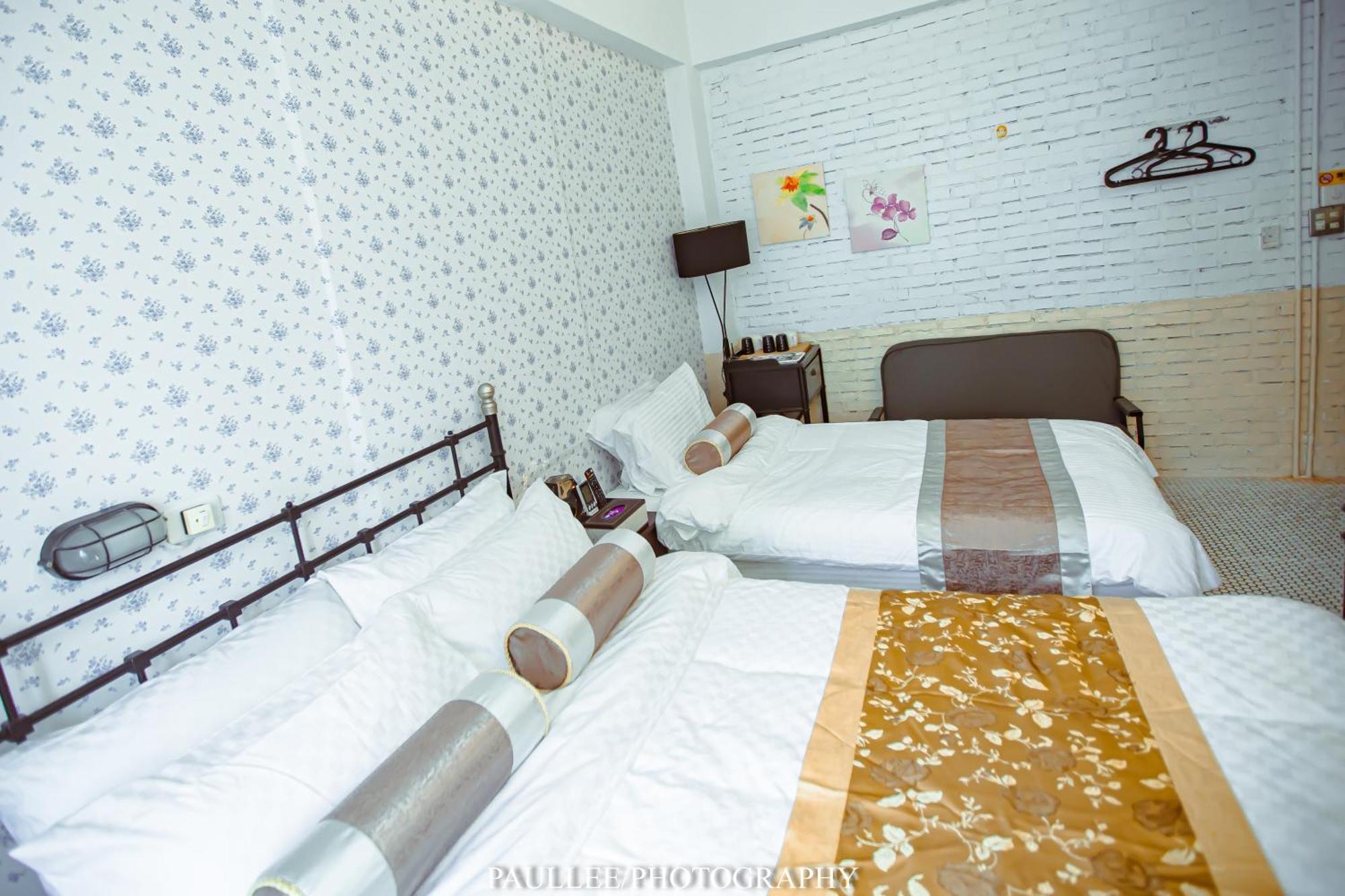 白狗公寓amo B&B市區金三角 東大門夜市 Hualien City Exterior photo